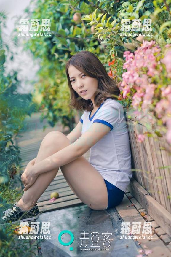 QingDouKe青豆客-卓琳妹妹 QingDouKe青豆客 - 卓琳妹妹的镂空,在线浏览一下,这衣服在我的想象中是怎样的呢?
