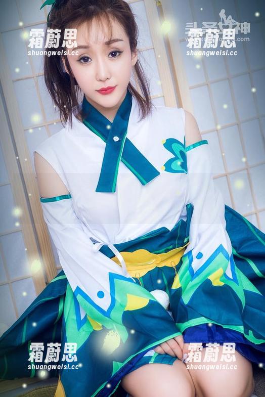 TouTiao头条女神-信悦儿 TouTiao头条女神 - 信悦儿的高清豹纹美腿图册,收起你的口水吧!