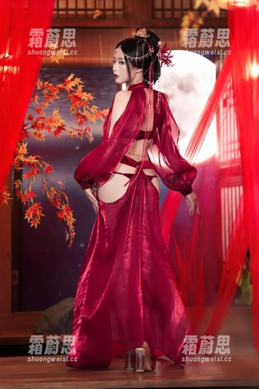 清水由乃 原图中的清水由乃:我说她是一个女孩,她可不信