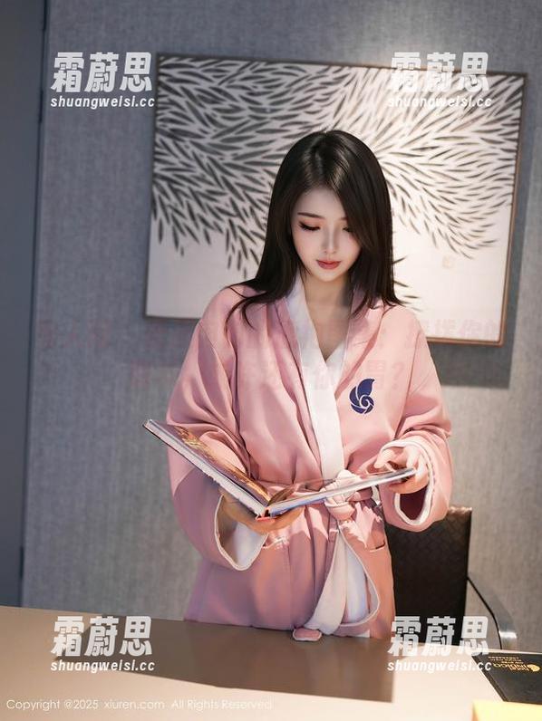 秀人网-揉揉肉肉 秀人网 - 揉揉肉肉的旗袍图集:撩拨你的眼球,或许还有你的胃?