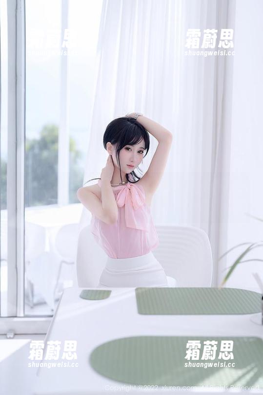 秀人网-盼盼玉奴 秀人网 - 高清全景,盼盼玉奴的女孩满是色彩和迷离