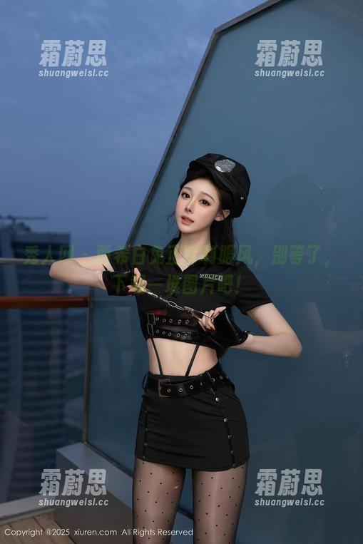 秀人网-西希白兔 秀人网 - 西希白兔正宗制服风,别等了,下载一堆图片吧!