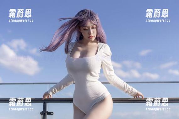 脱尾巴Mizuki 脱尾巴Mizuki的奇妙泳池原图,有全套又加分,水中捉迷藏!